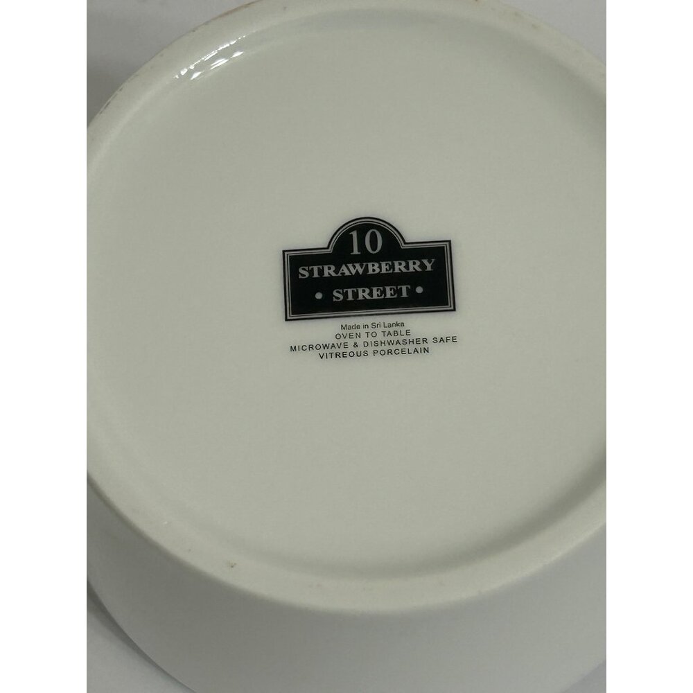 10 Strawberry Street Aurora-25 Gravy Boat & Saucer Porcelain White Elegant - Picture 7 of 7